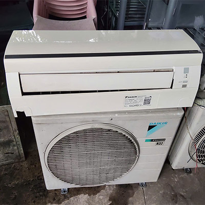Máy lạnh daikin cũ